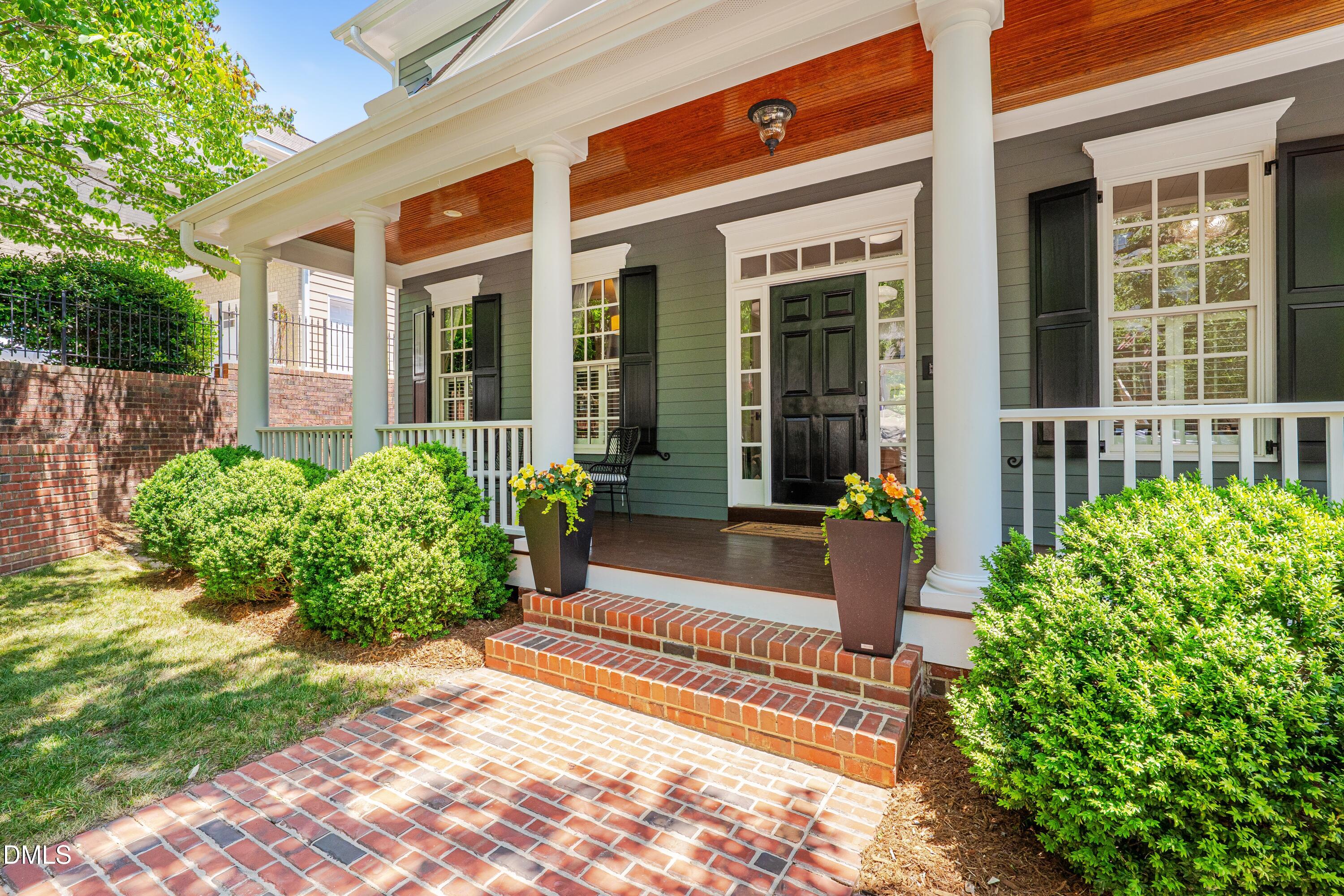 208 Glenhaven Drive