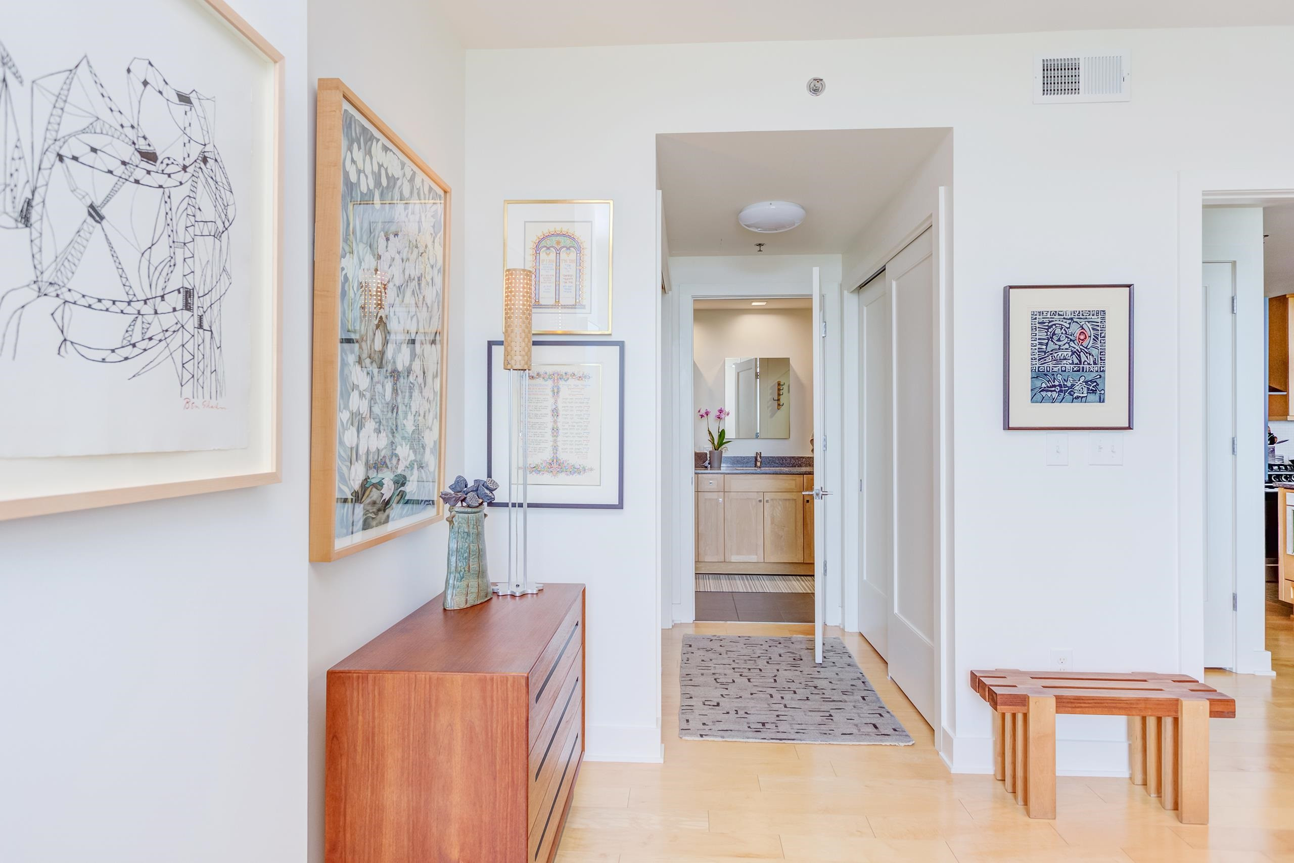 601 W Rosemary St, #802