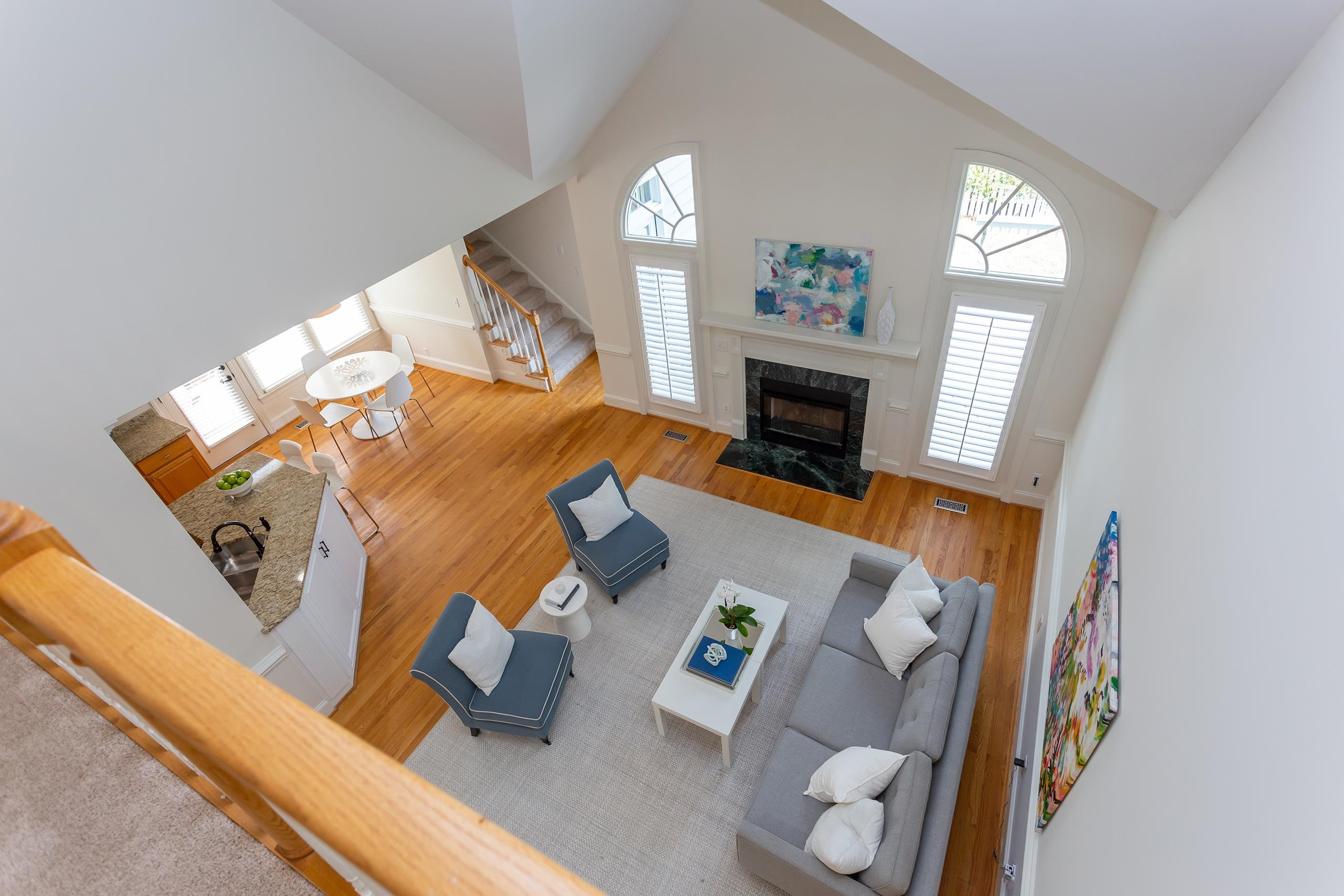 202 Calderon Dr