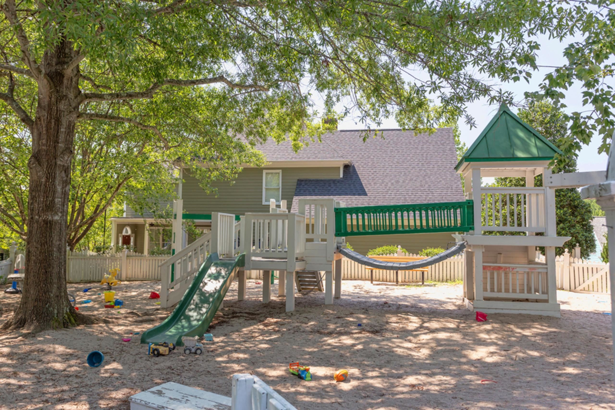 202 Calderon Dr