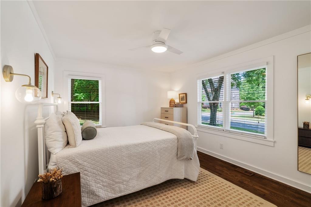 1392 Hawthorne Avenue SE