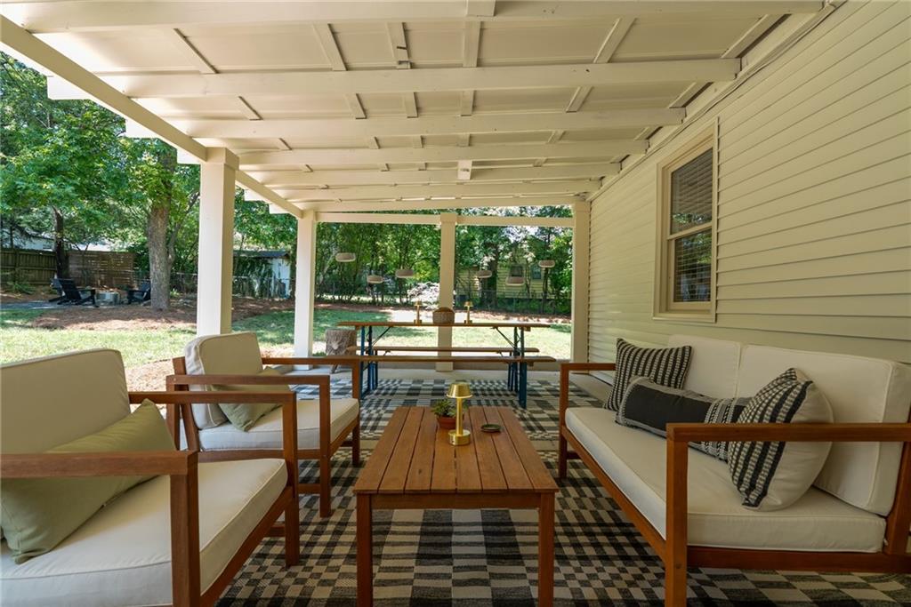 1392 Hawthorne Avenue SE