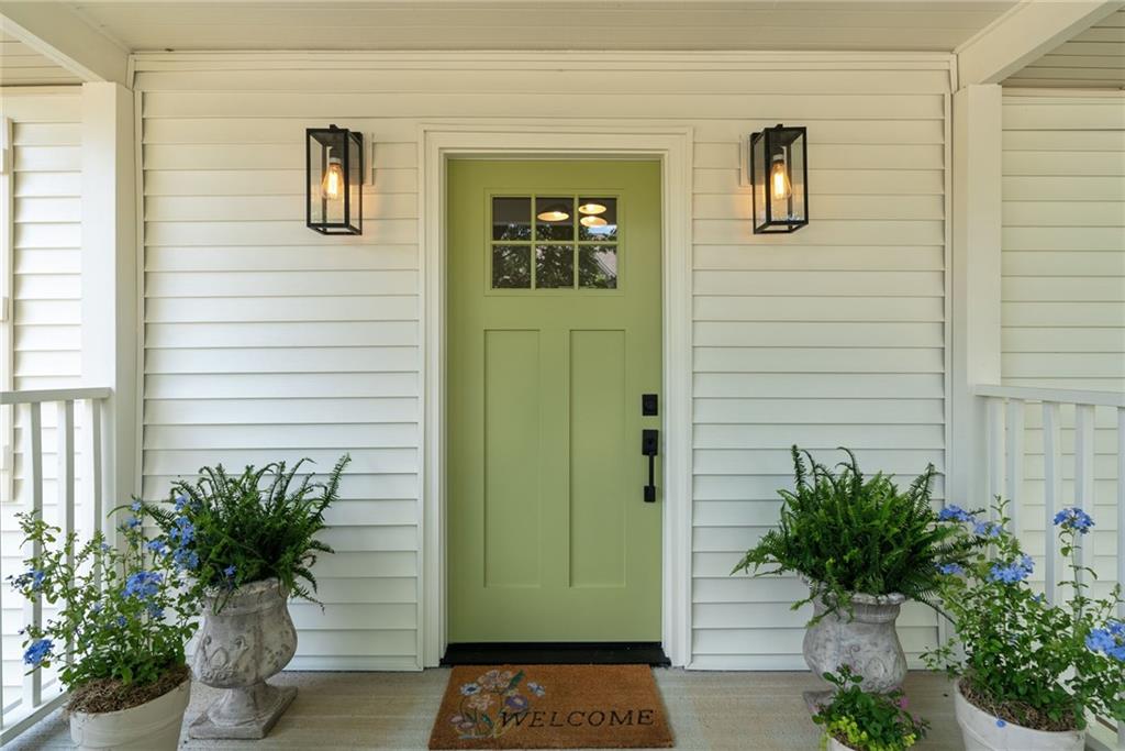 1392 Hawthorne Avenue SE