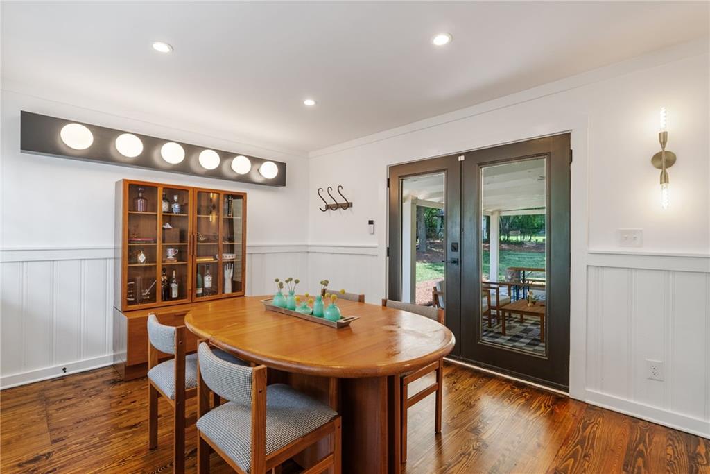 1392 Hawthorne Avenue SE