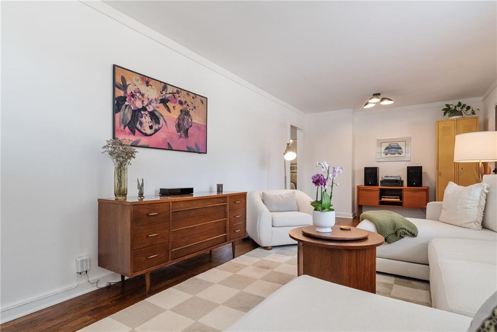 1392 Hawthorne Avenue SE