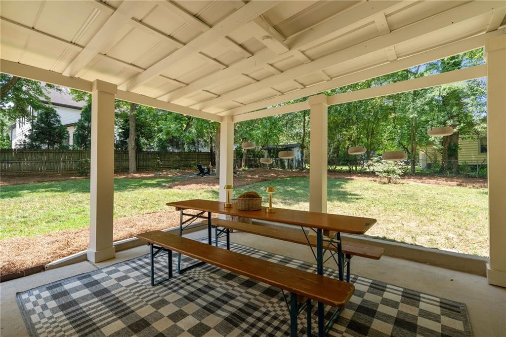 1392 Hawthorne Avenue SE