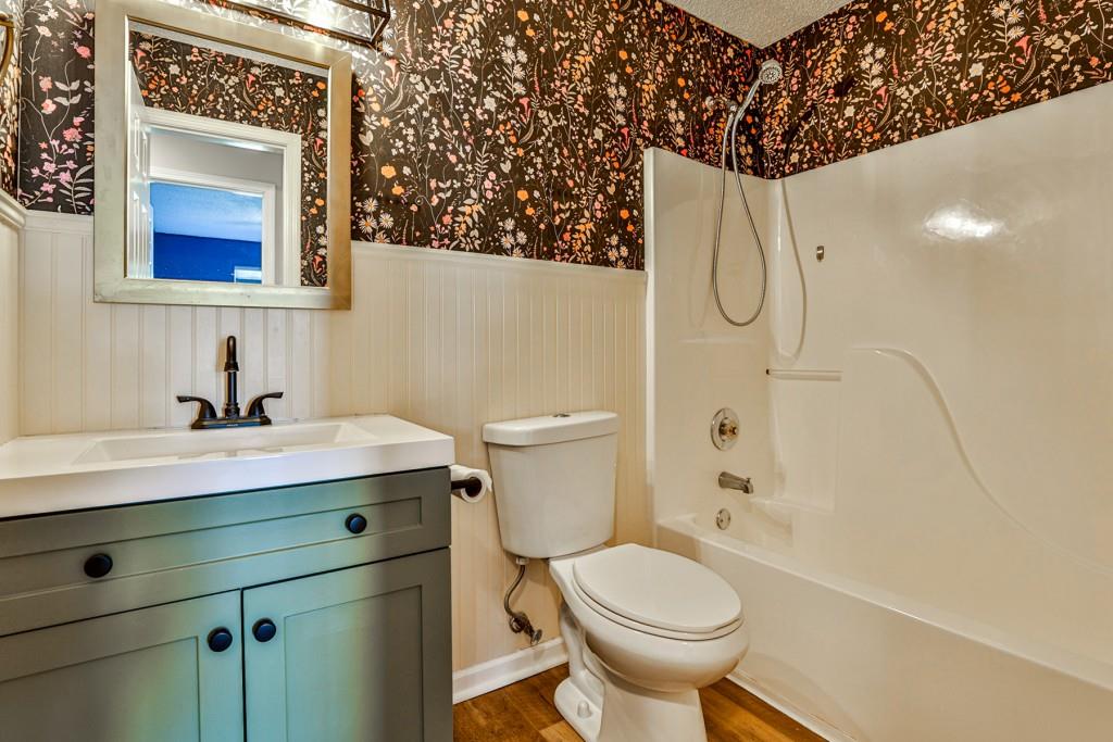 194 Amelia Garden Way