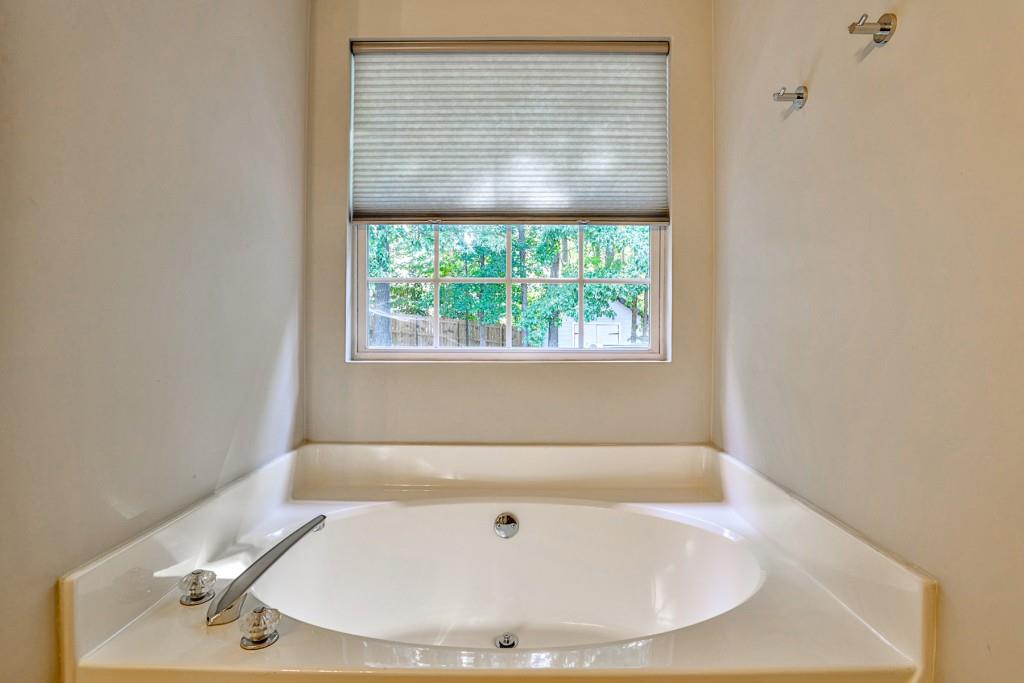 194 Amelia Garden Way