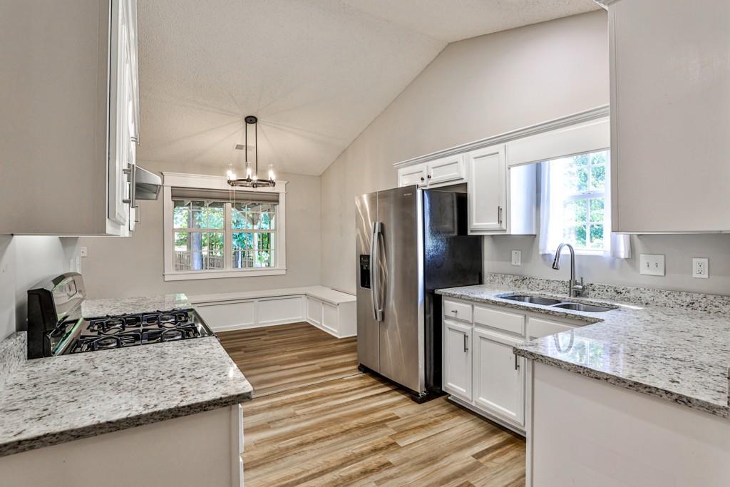 194 Amelia Garden Way