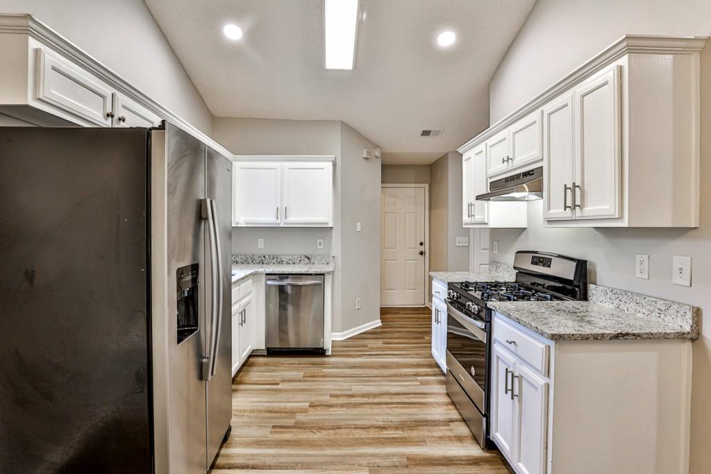 194 Amelia Garden Way