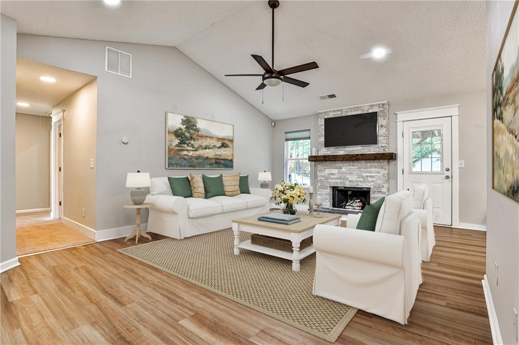 194 Amelia Garden Way