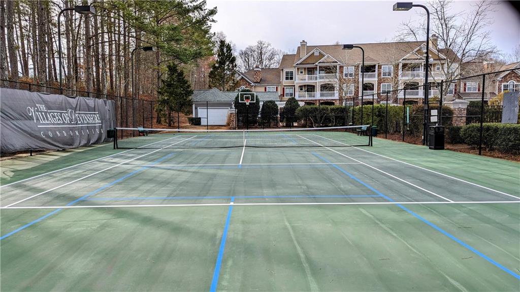 212 Edinburgh Court Unit 212