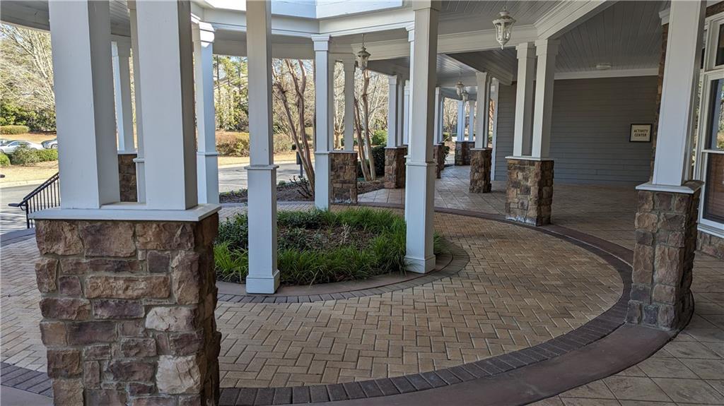 212 Edinburgh Court Unit 212