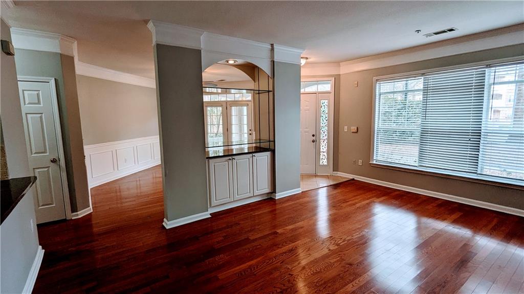 212 Edinburgh Court Unit 212