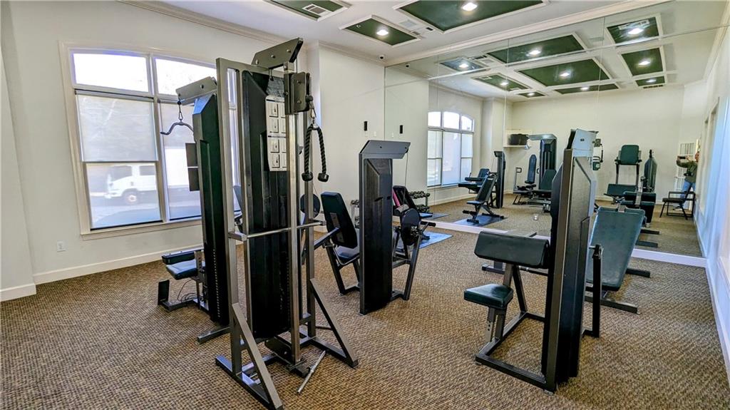 212 Edinburgh Court Unit 212