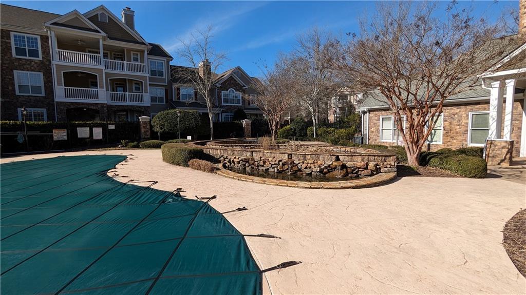 212 Edinburgh Court Unit 212