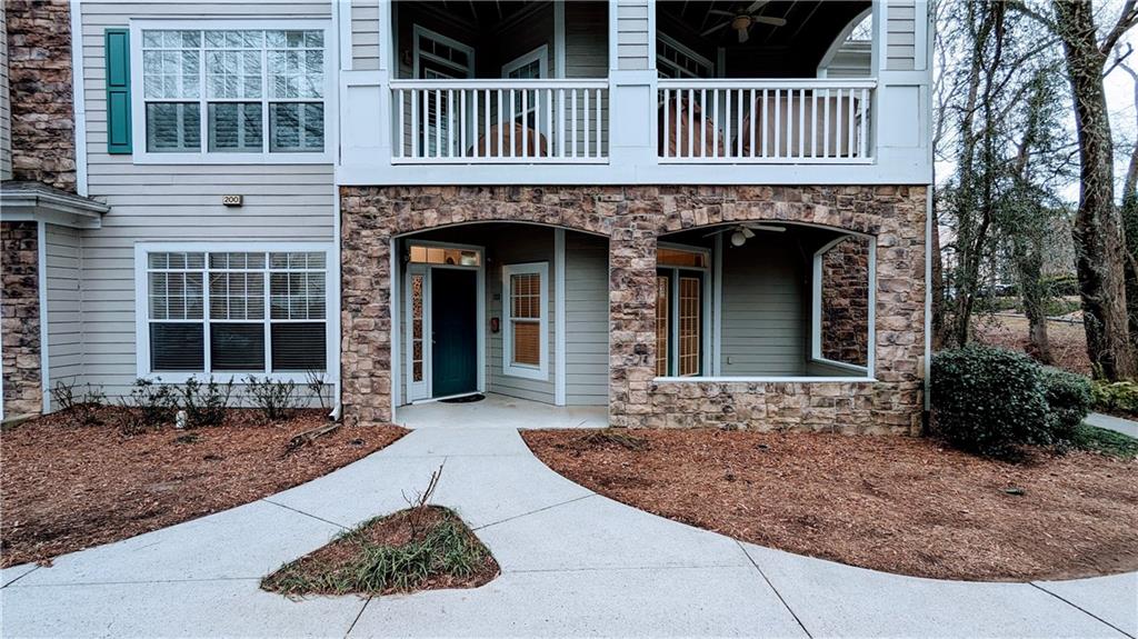 212 Edinburgh Court Unit 212