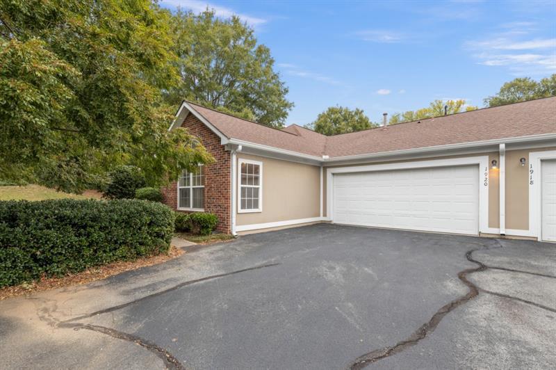 1920 Kolb Farm Circle SW