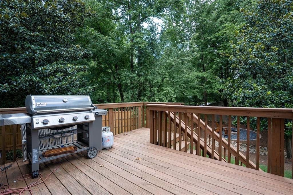 1648 Beacon Hill Boulevard NE