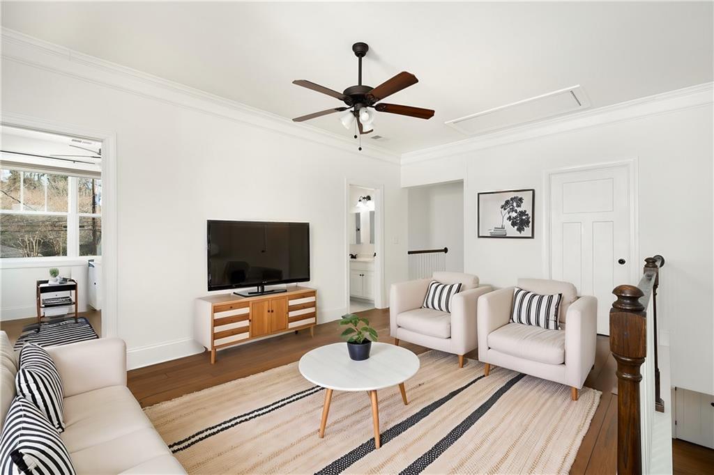 1648 Beacon Hill Boulevard NE