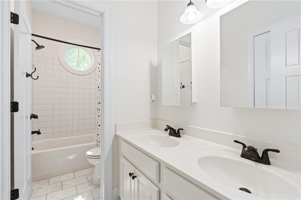 1648 Beacon Hill Boulevard NE