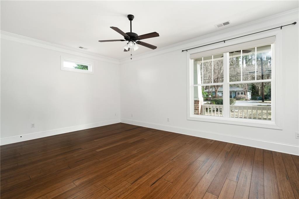 1648 Beacon Hill Boulevard NE