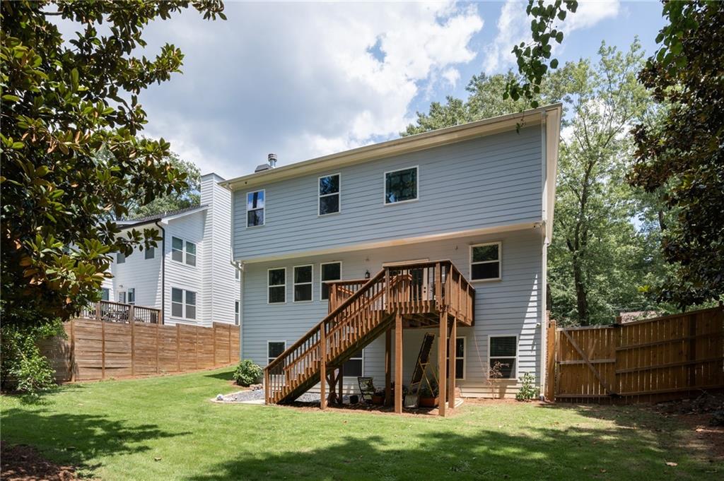 1648 Beacon Hill Boulevard NE