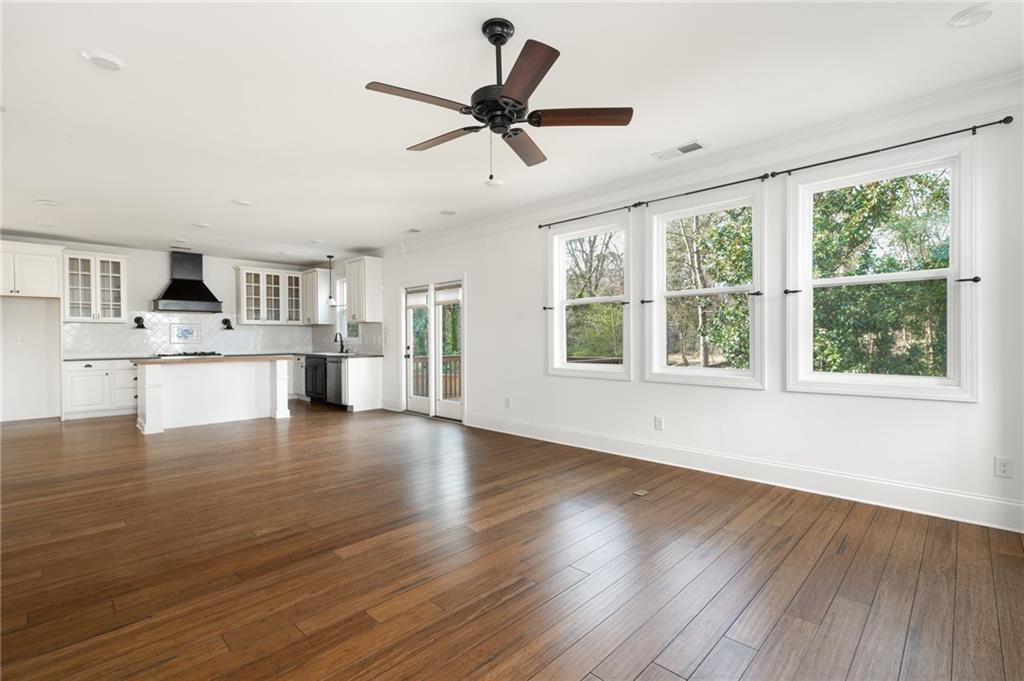 1648 Beacon Hill Boulevard NE