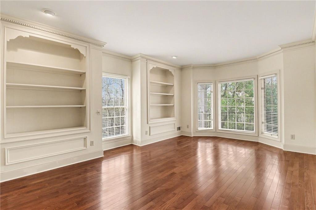 2656 Northbrook Drive
