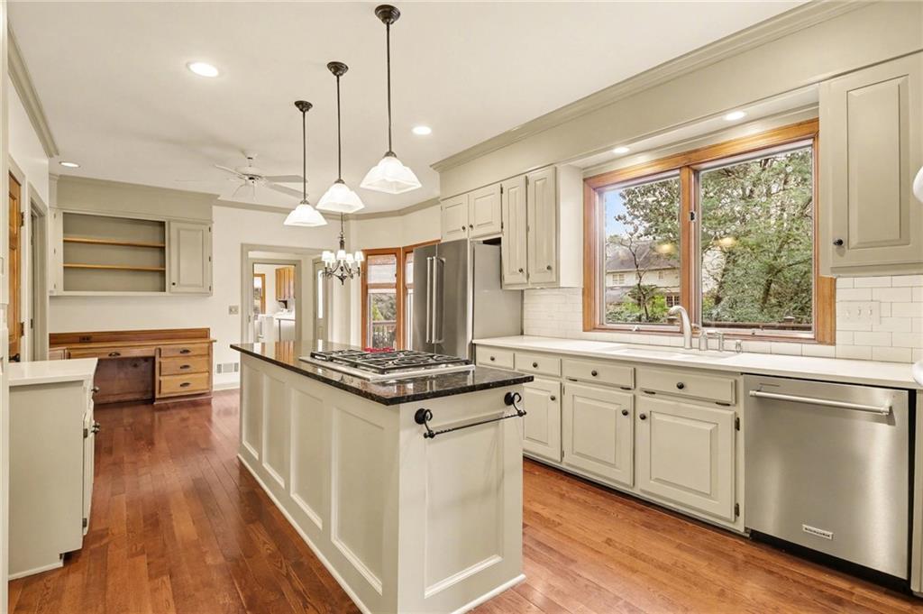2656 Northbrook Drive