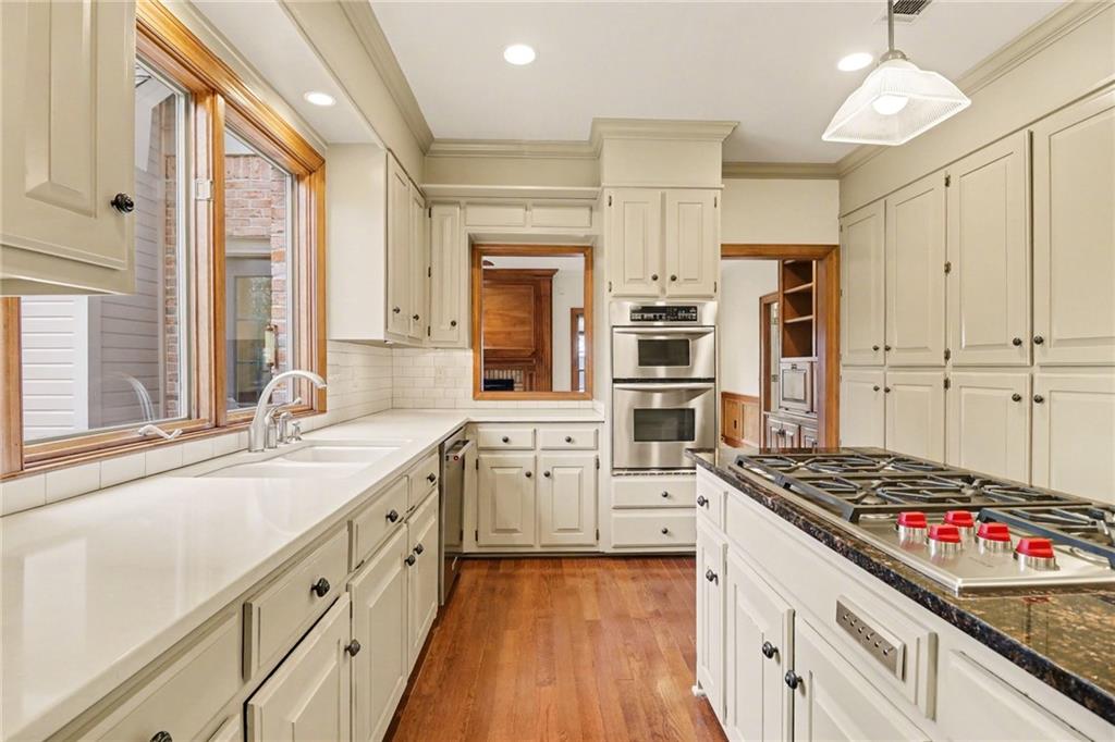 2656 Northbrook Drive