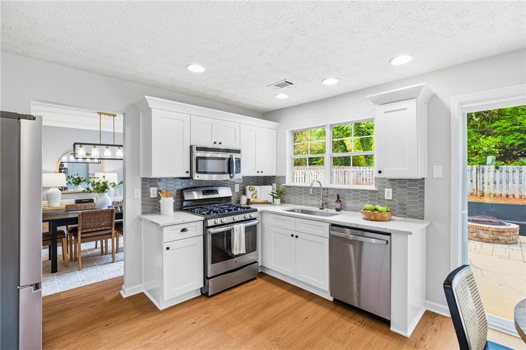 1015 Hidden Pond Lane