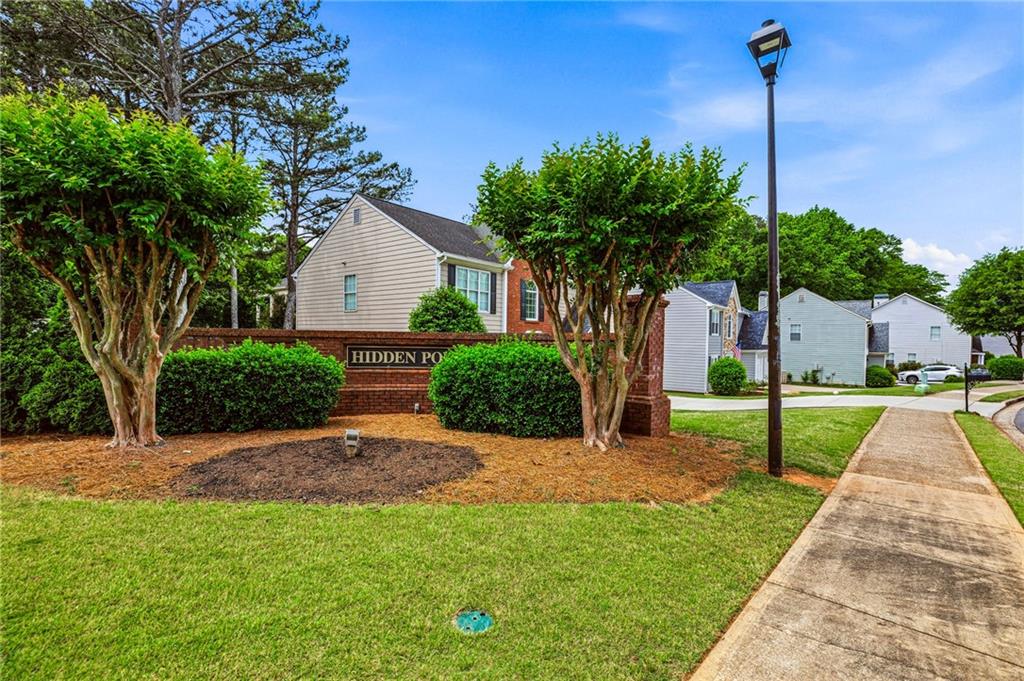 1015 Hidden Pond Lane