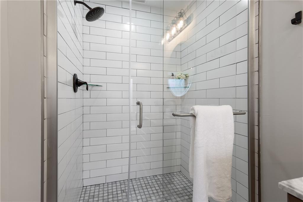 5025 Jonquilla Drive