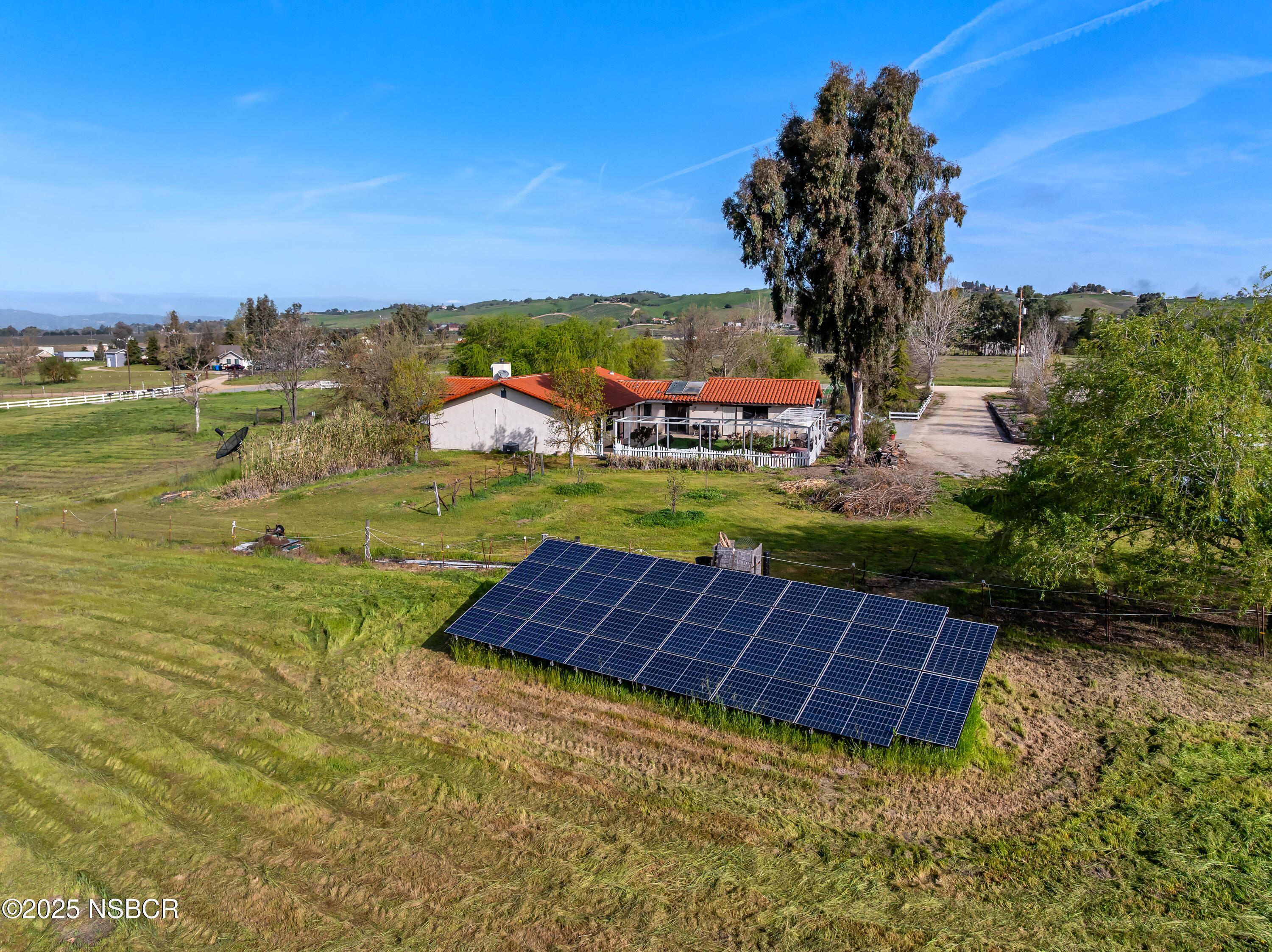 7595 Feenstra Road