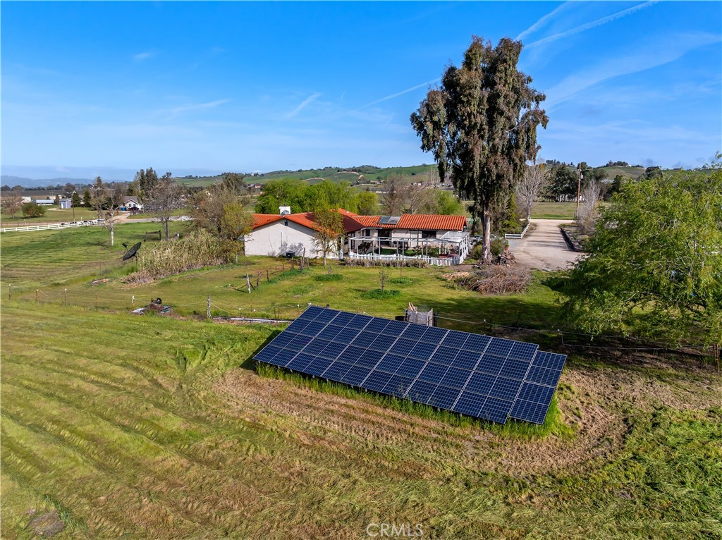 7595 Feenstra Road