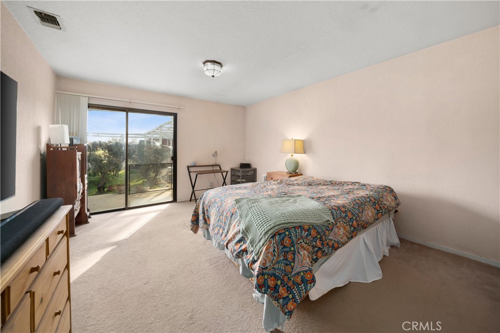 7595 Feenstra Road