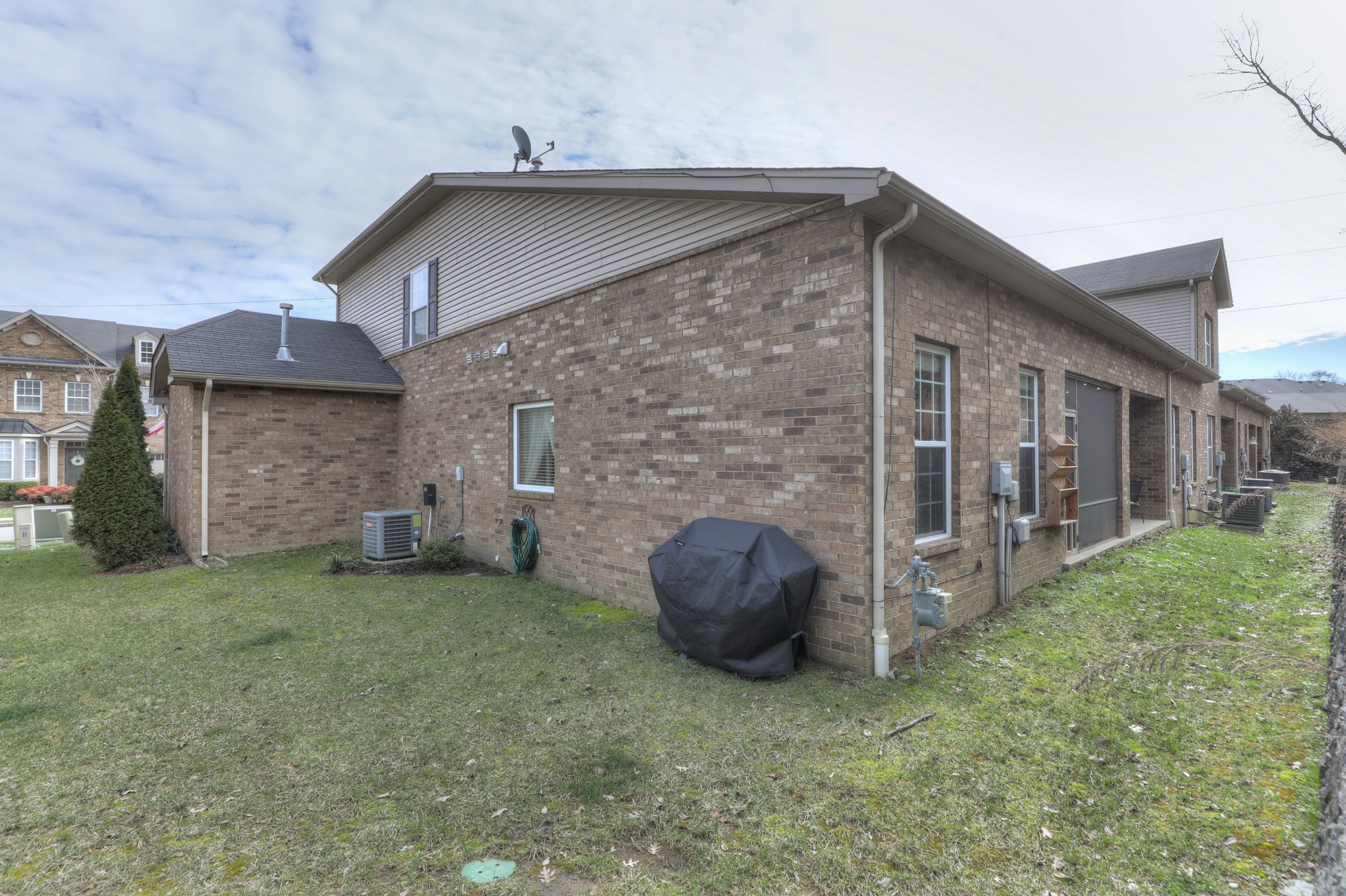 2045 Traemoor Village Dr