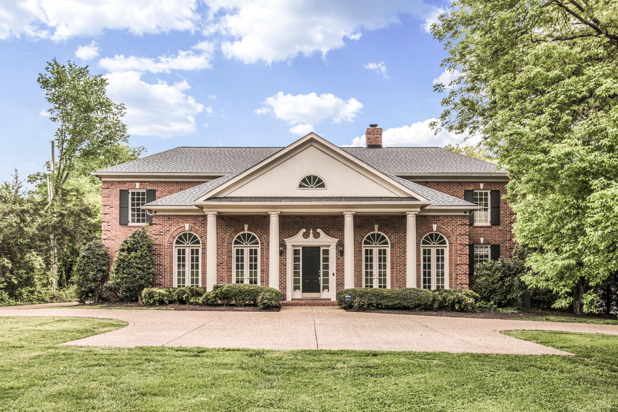 3705 Trimble Rd