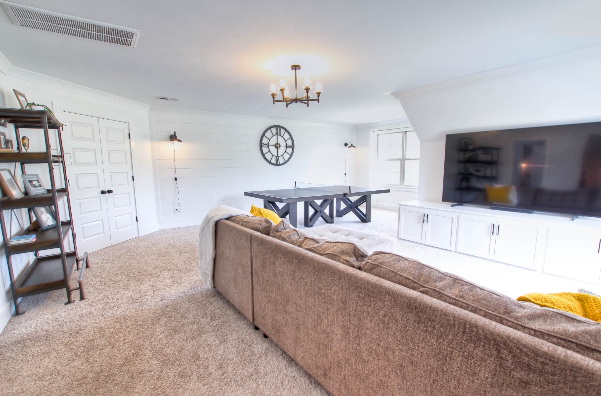 142 Rockingham Dr