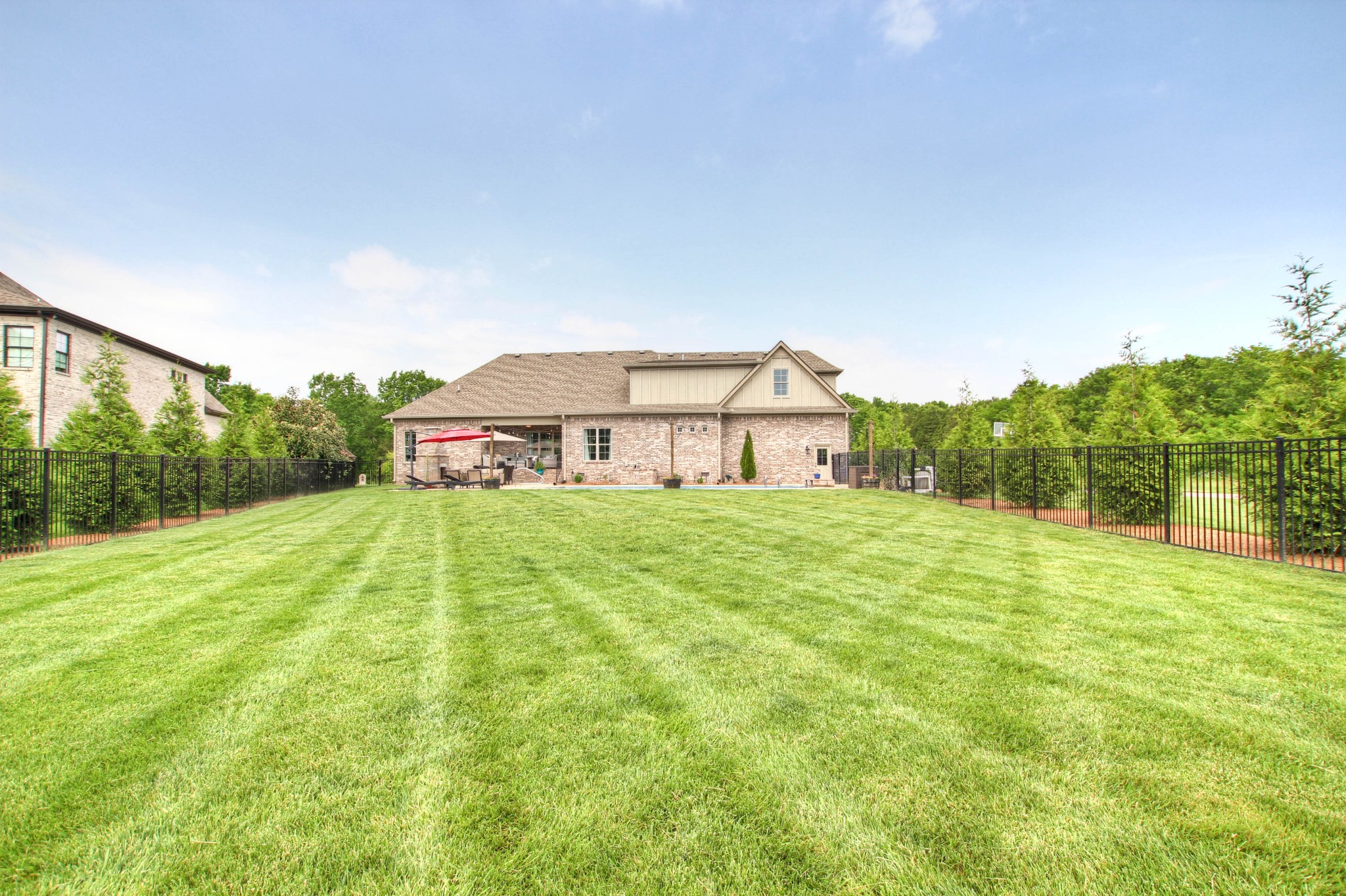 142 Rockingham Dr