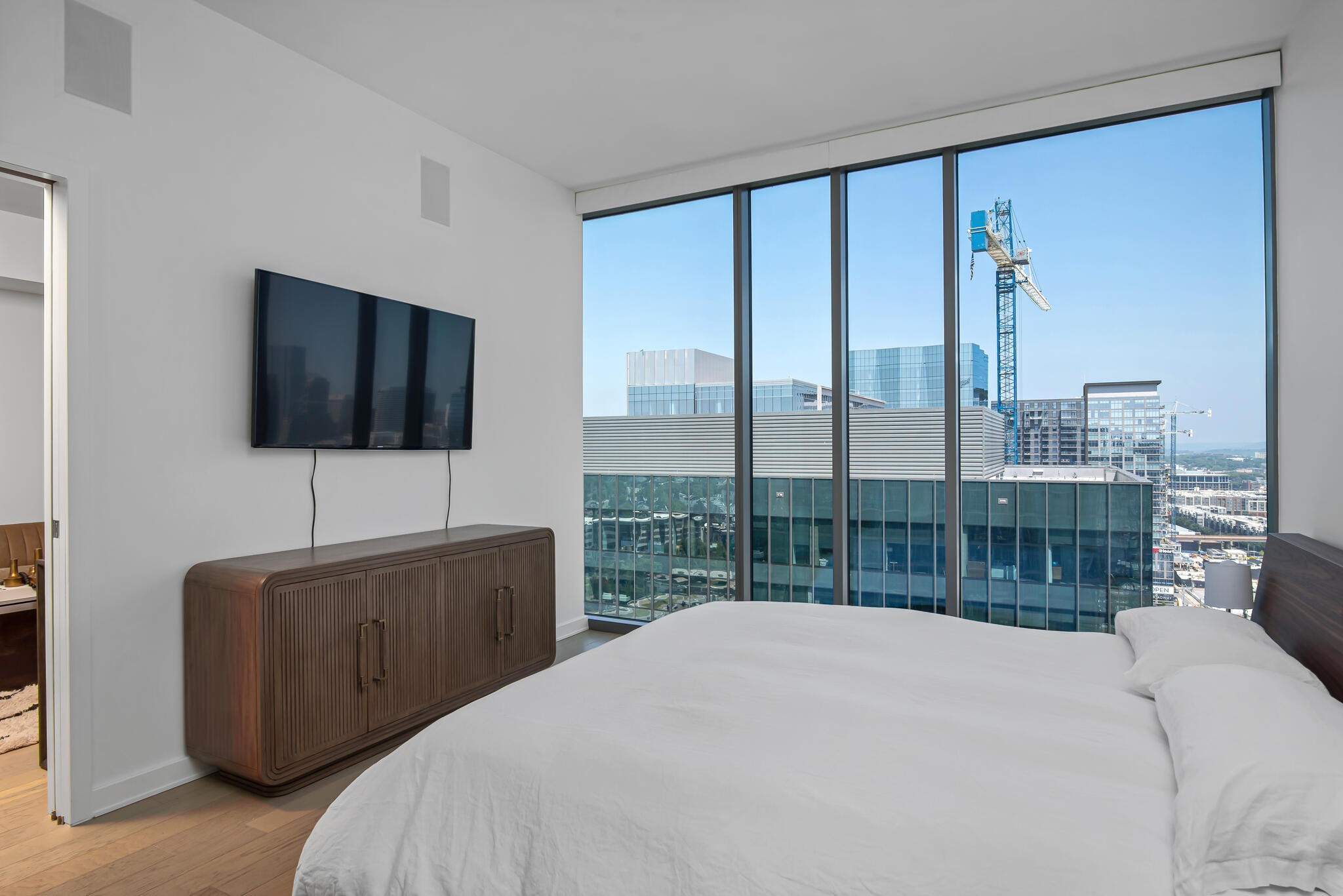 1212 Laurel St Unit: 1908