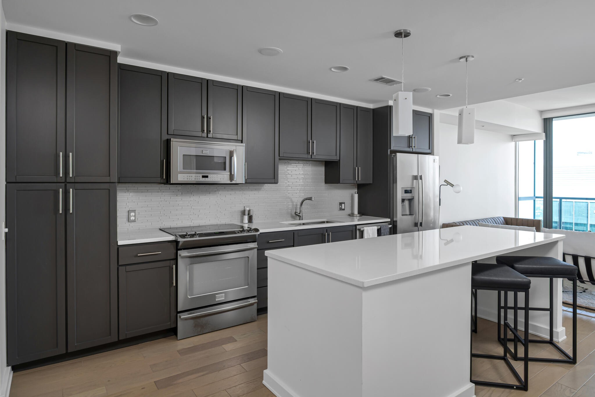 1212 Laurel St Unit: 1908