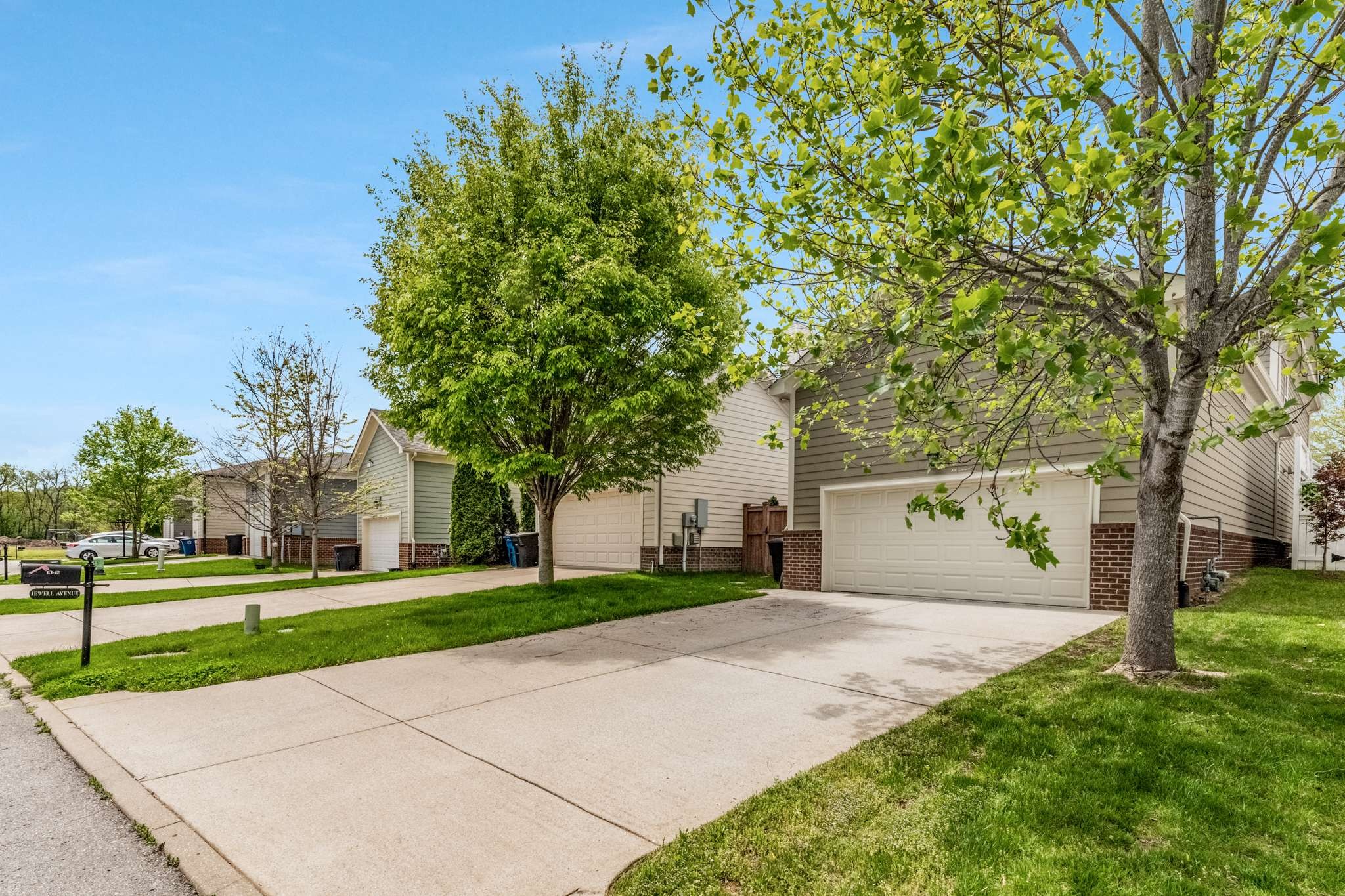 1342 Jewell Ave