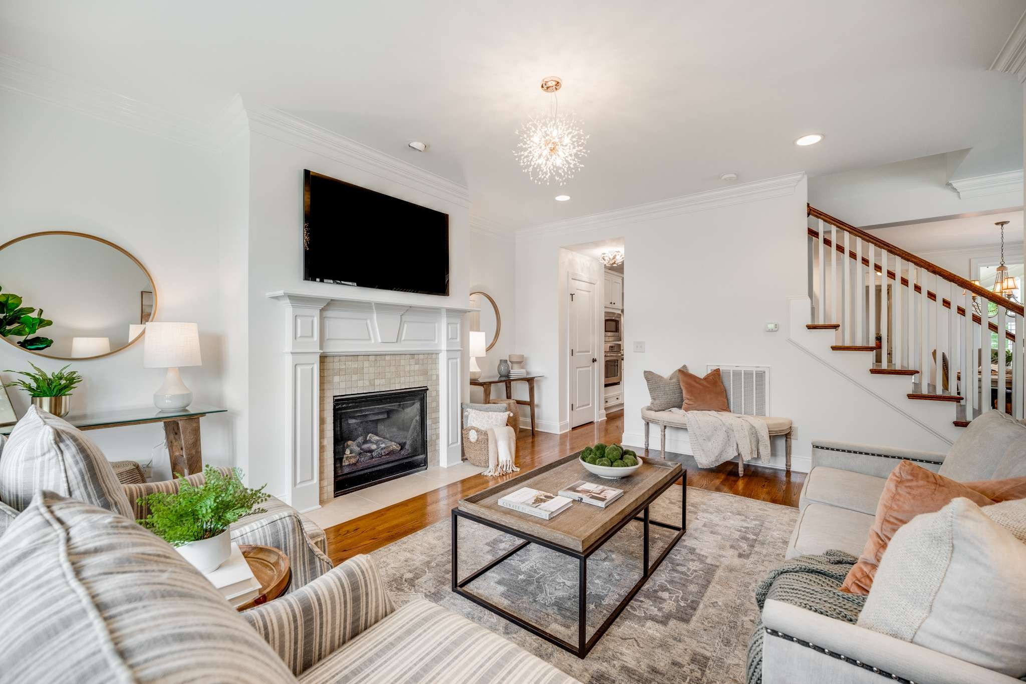 1342 Jewell Ave