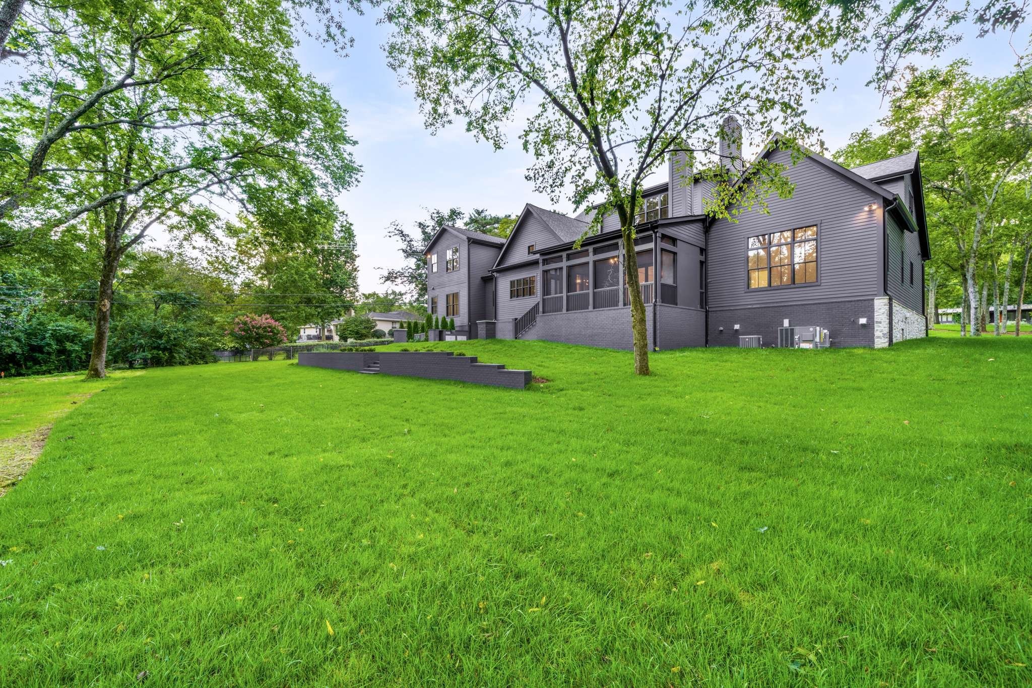 4308 Beekman Dr