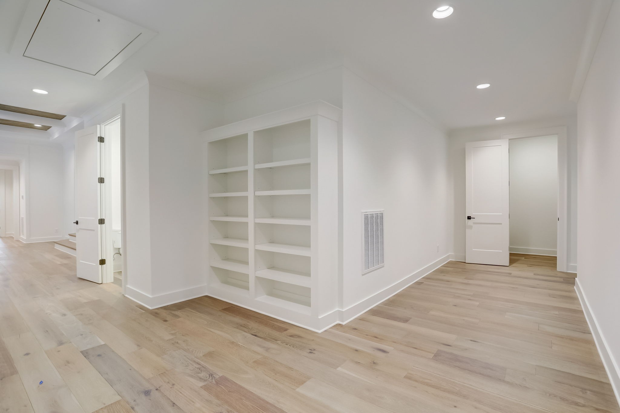 4308 Beekman Dr