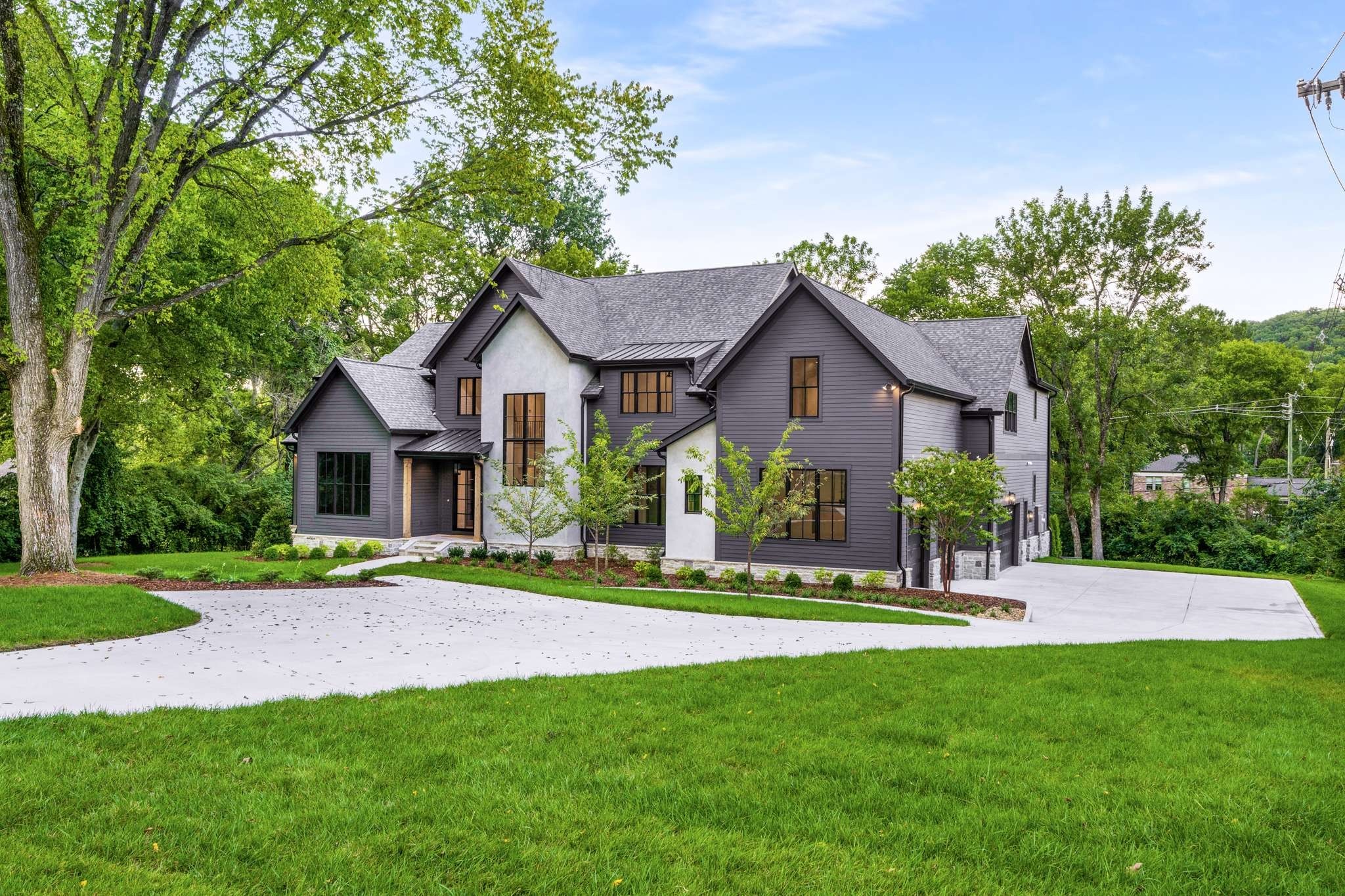 4308 Beekman Dr