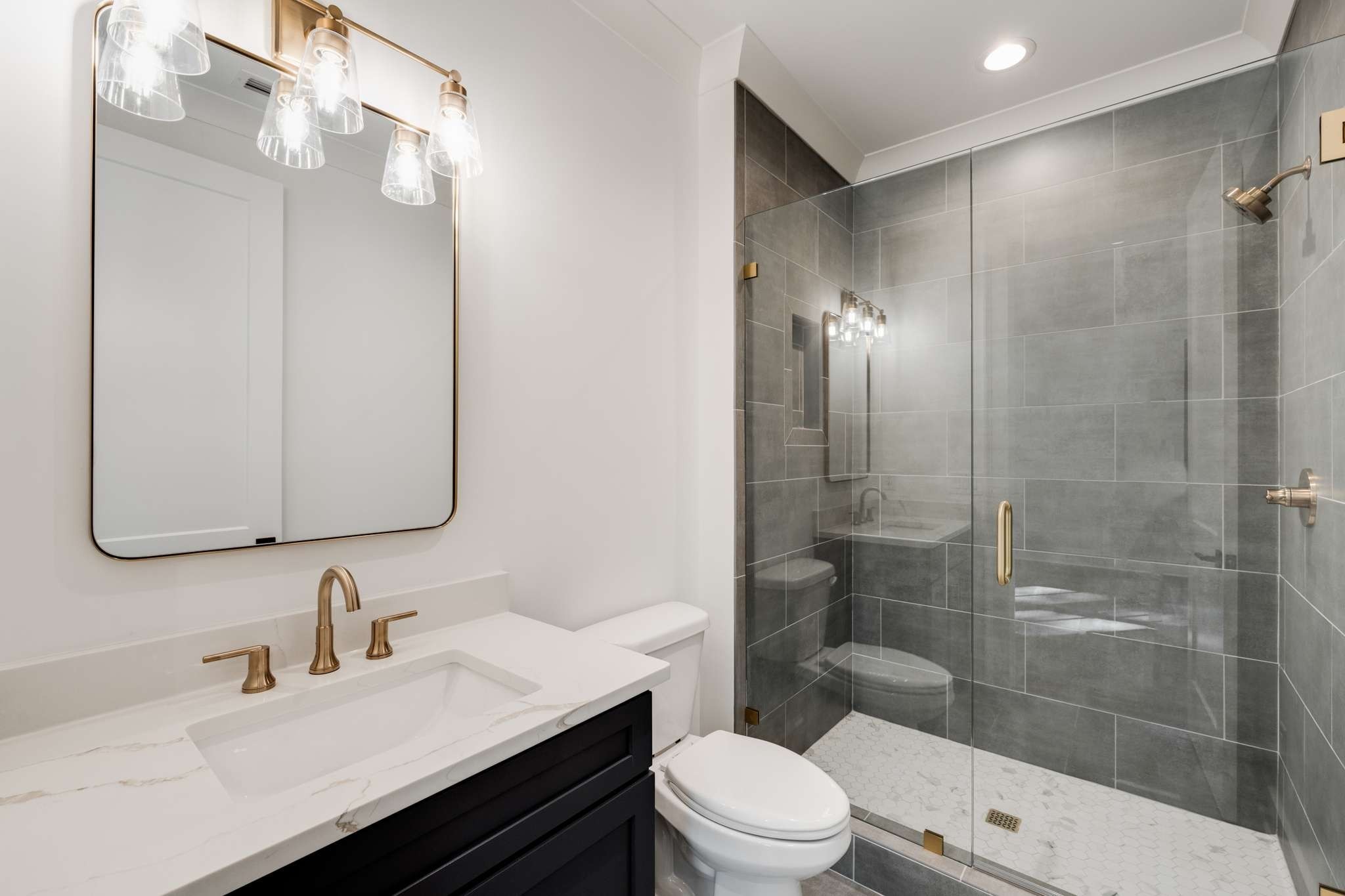 4308 Beekman Dr