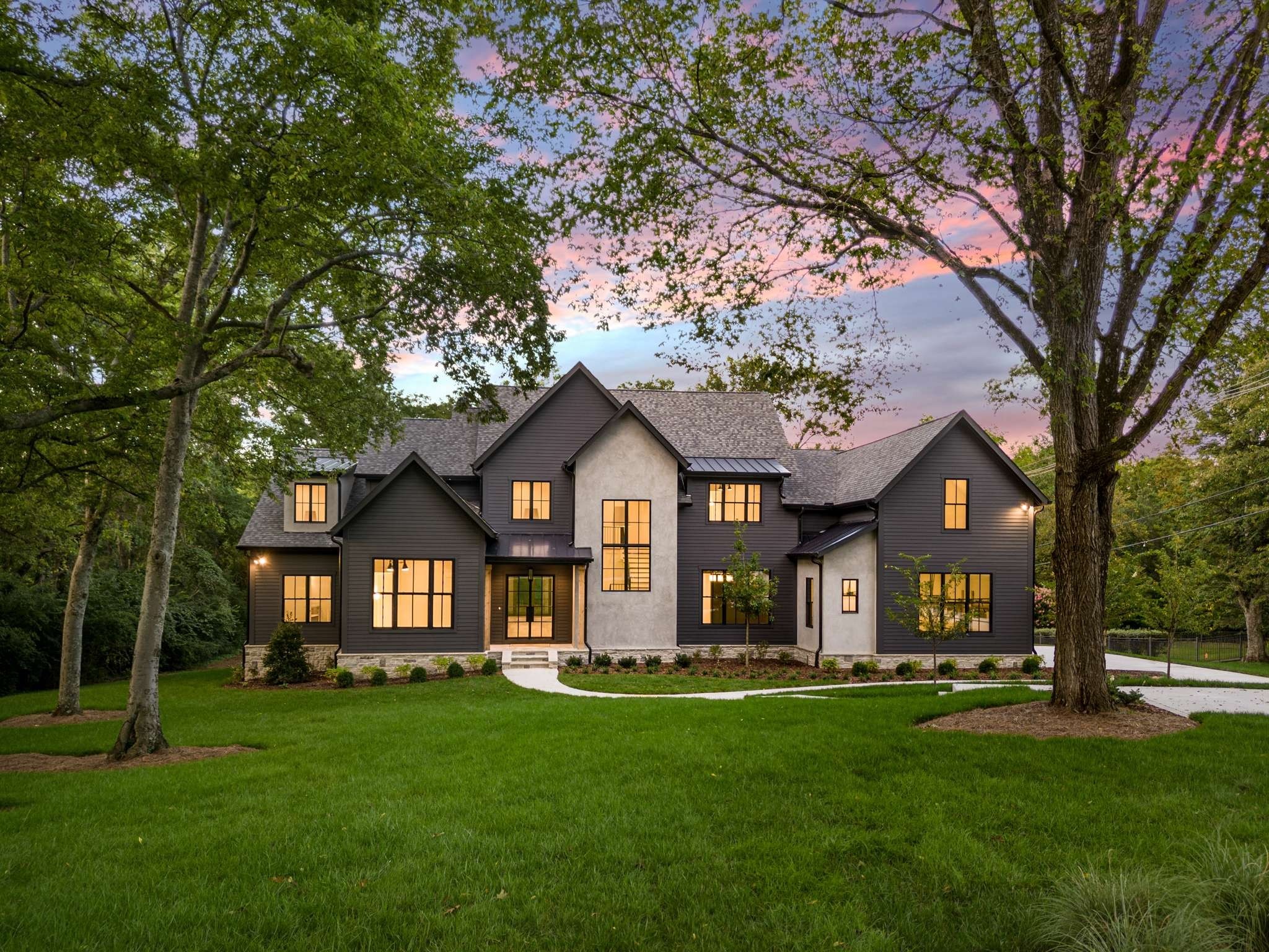 4308 Beekman Dr